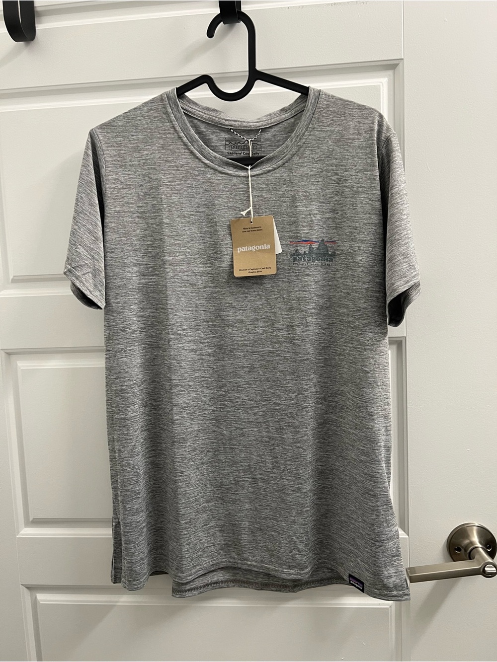 Patagonia Capilene Cool Daily Heather Gray T shirt Performance Tee Women M